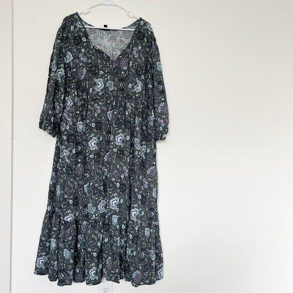 Torrid Tea Length Challis Front Tiered A-line Dress Paisley Size 2X - Picture 2 of 9
